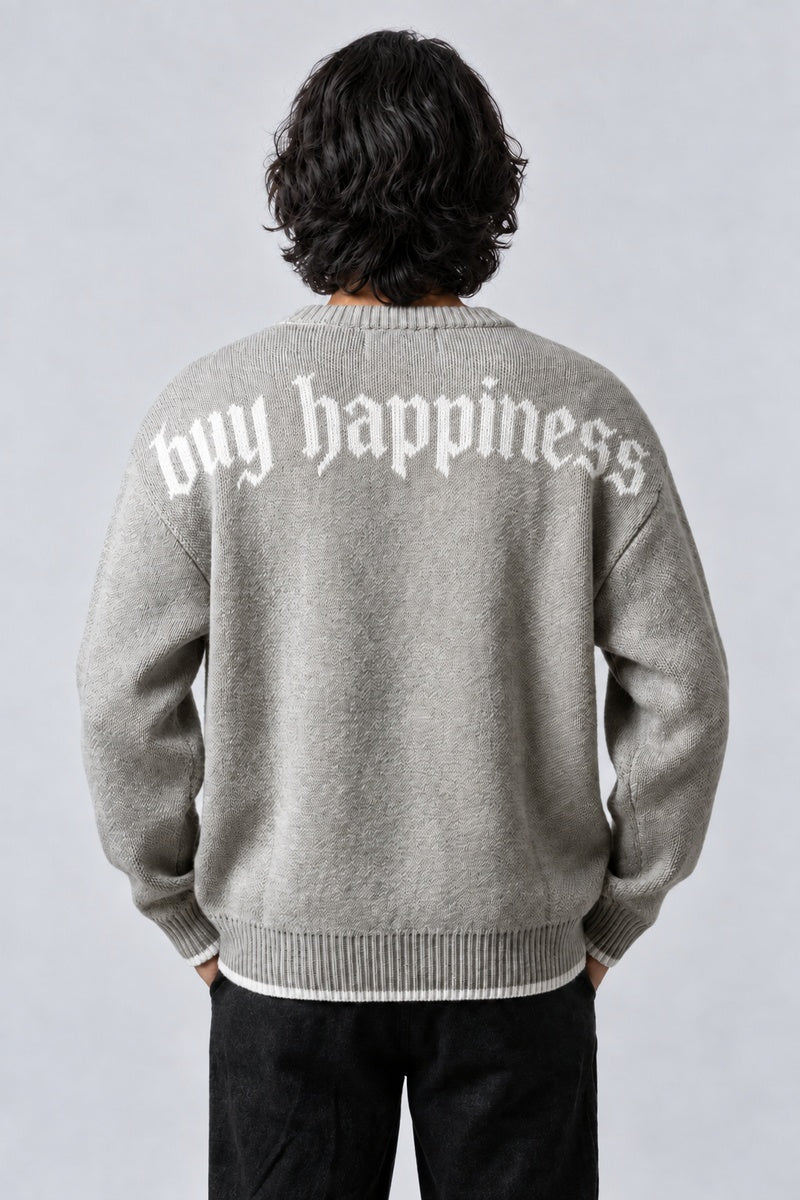 Pull Brodé Streetwear, porté de dos sur fond gris clair