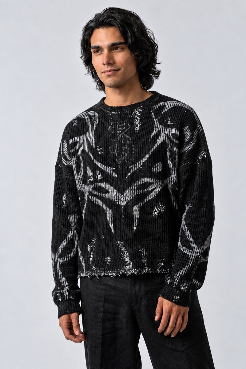 Pull Color Block Streetwear, porté de face sur fond gris clair