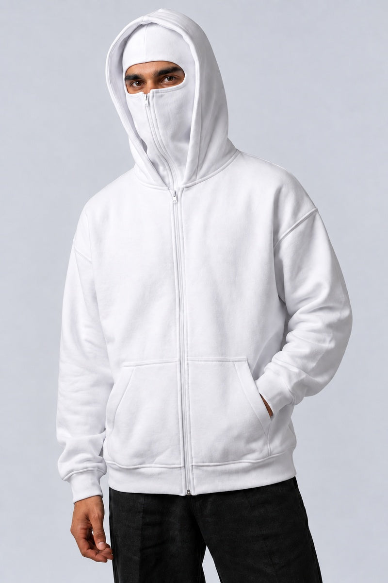 Sweat Cagoule Streetwear blanc, vue de face sur fond gris perle — Y2K CLUB